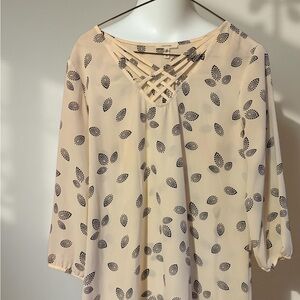 Maurices Cream and Black Leaf Print Blouse